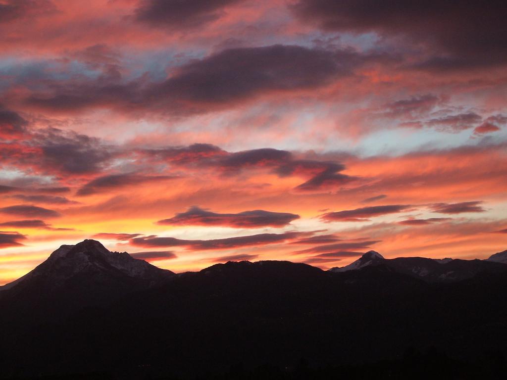 Nel Cielo... Di Barga Hotel ภายนอก รูปภาพ