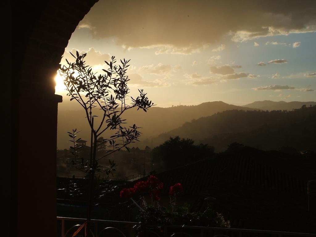 Nel Cielo... Di Barga Hotel ภายนอก รูปภาพ