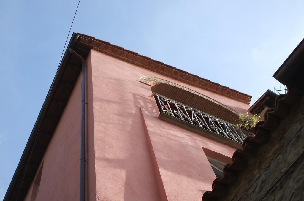 Nel Cielo... Di Barga Hotel ภายนอก รูปภาพ
