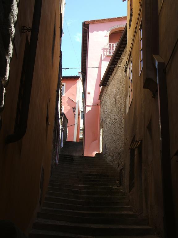 Nel Cielo... Di Barga Hotel ภายนอก รูปภาพ